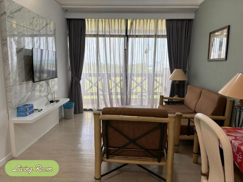 Seaside View, Heart Of The City, Mahkota Costa