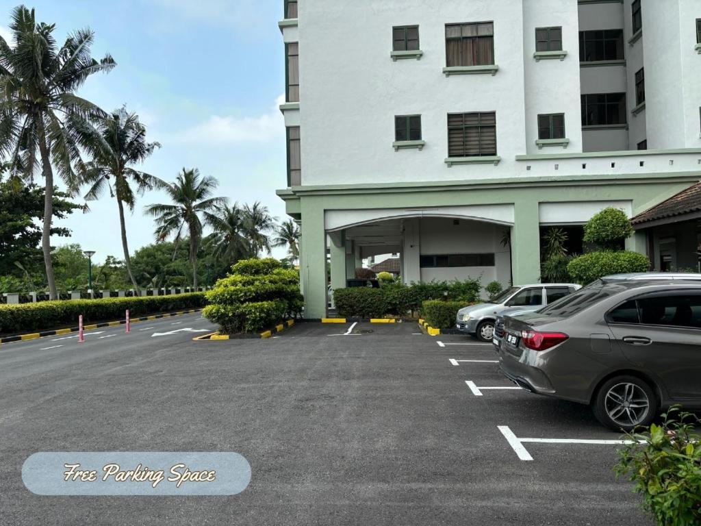 Seaside View, Heart Of The City, Mahkota Costa Apartment Malacca